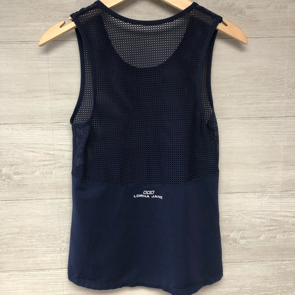 | Lorna Jane | mesh tank top. Size XS. - Picture 2 of 4